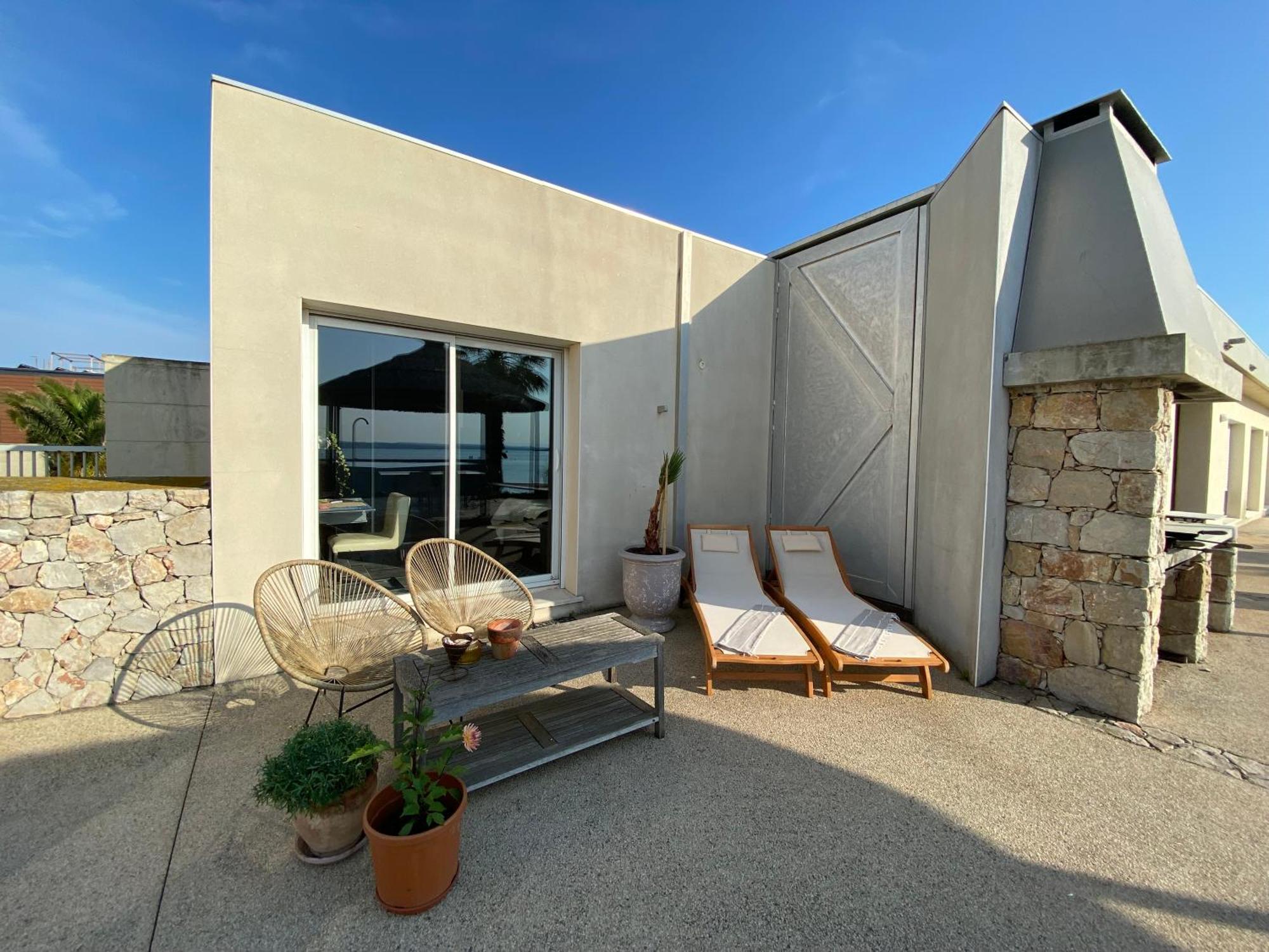 Bed and Breakfast Les Pieds Dans L'Eau Sète Esterno foto